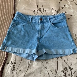 H&M | Light Blue Jean Shorts | EUC